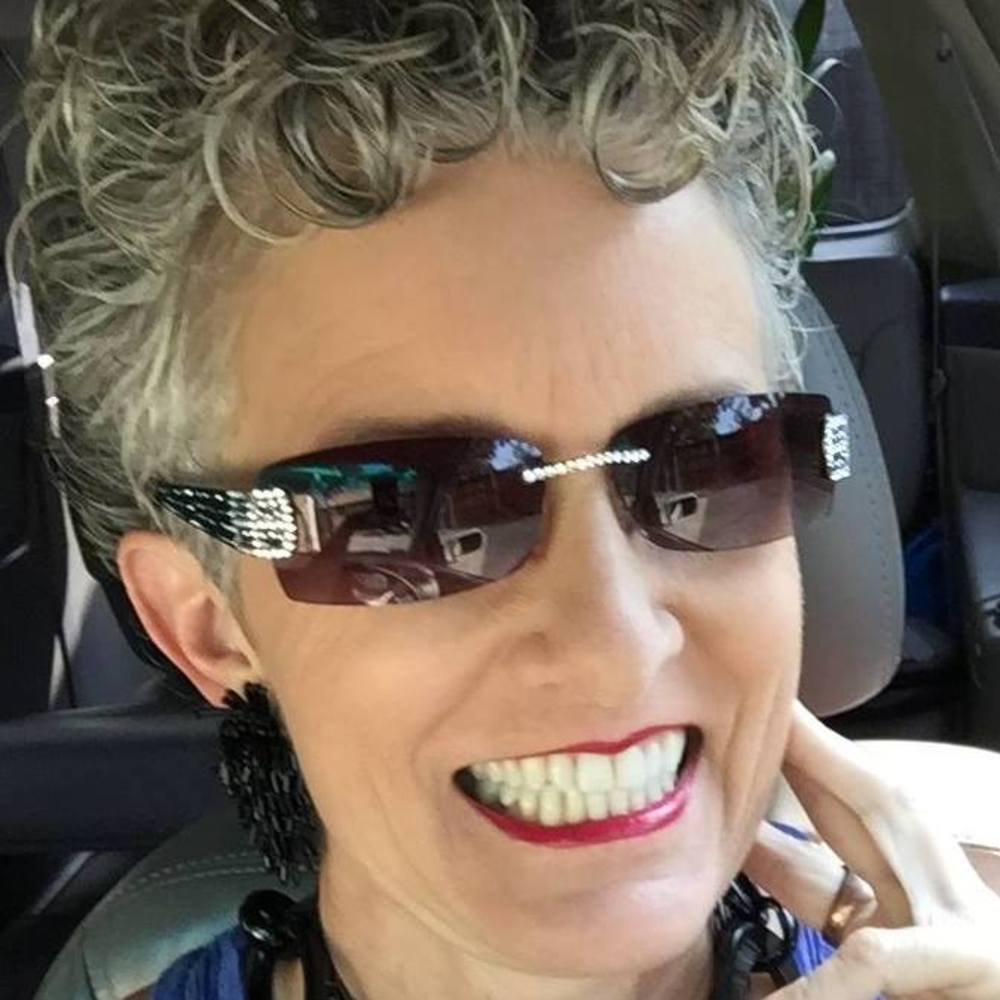 Meet your Posher, Sandi